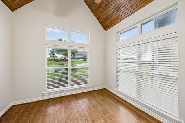 3721 S Lighthouse Hill Lane, Fort Worth, TX 76179