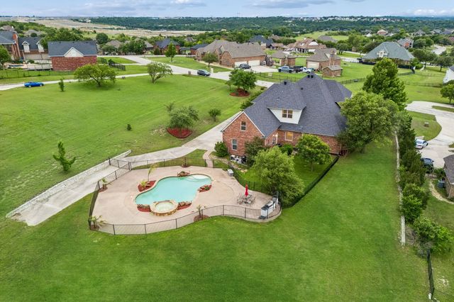 3721 S Lighthouse Hill Lane, Fort Worth, TX 76179