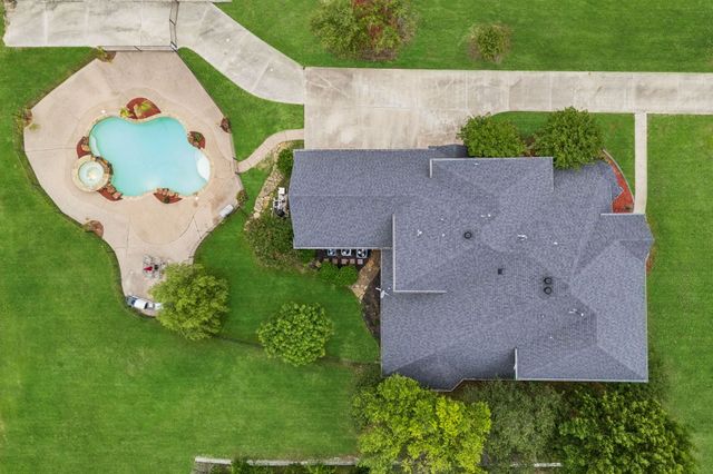 3721 S Lighthouse Hill Lane, Fort Worth, TX 76179