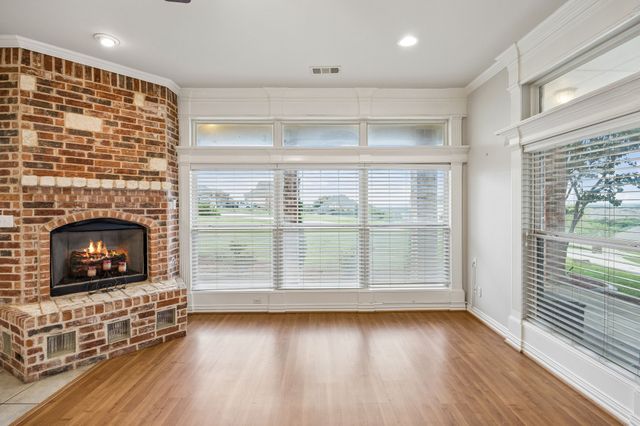 3721 S Lighthouse Hill Lane, Fort Worth, TX 76179
