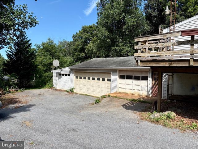 5536 BOSSLER RD, Elizabethtown, PA 17022