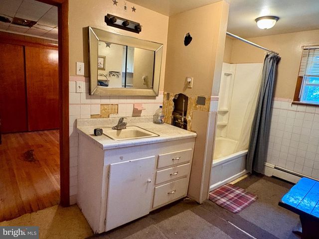 5536 BOSSLER RD, Elizabethtown, PA 17022