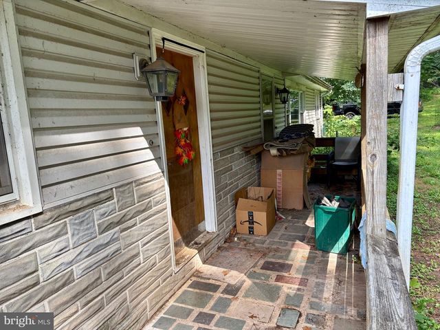 5536 BOSSLER RD, Elizabethtown, PA 17022