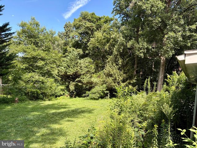5536 BOSSLER RD, Elizabethtown, PA 17022