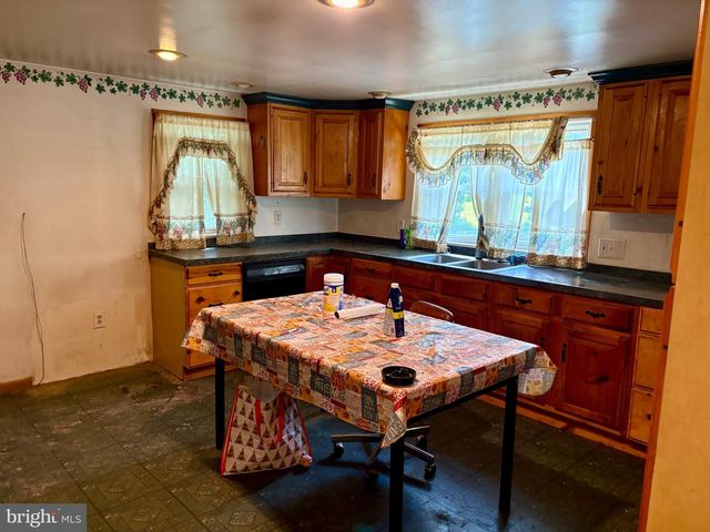 5536 BOSSLER RD, Elizabethtown, PA 17022