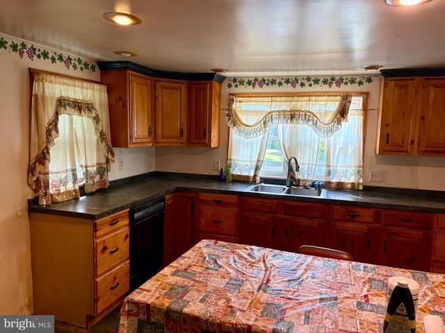 5536 BOSSLER RD, Elizabethtown, PA 17022