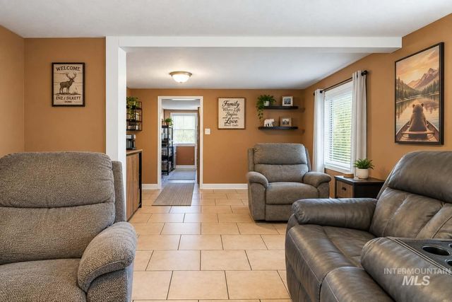 200 7th Ave W, Jerome, ID 83338