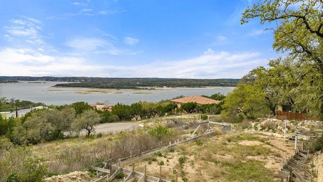 4000 Tejon CIR, Austin, TX 78734