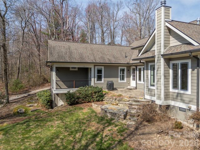 439 Monarch Road, Hendersonville, NC 28739