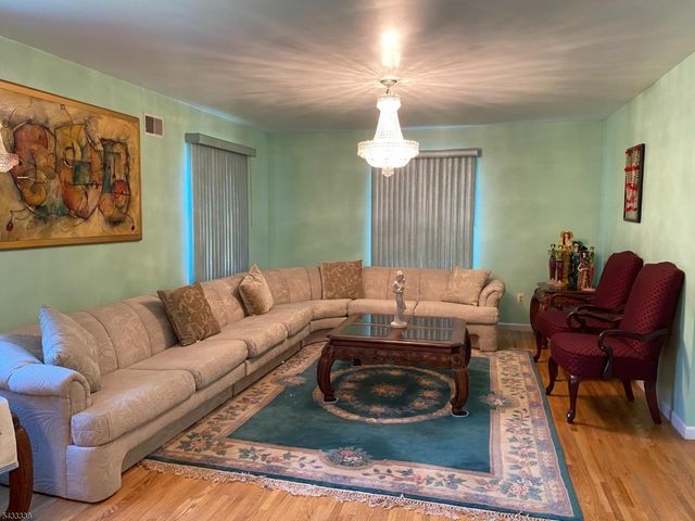 10 Warrior Way, Parsippany-troy Hills Twp., NJ 07054