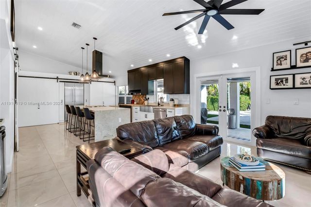 9351 SW 118th Pl, Miami, FL 33186