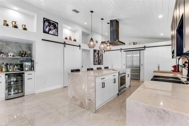 9351 SW 118th Pl, Miami, FL 33186