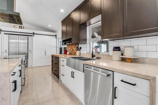 9351 SW 118th Pl, Miami, FL 33186