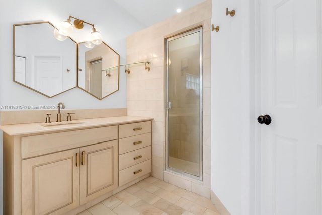 9351 SW 118th Pl, Miami, FL 33186