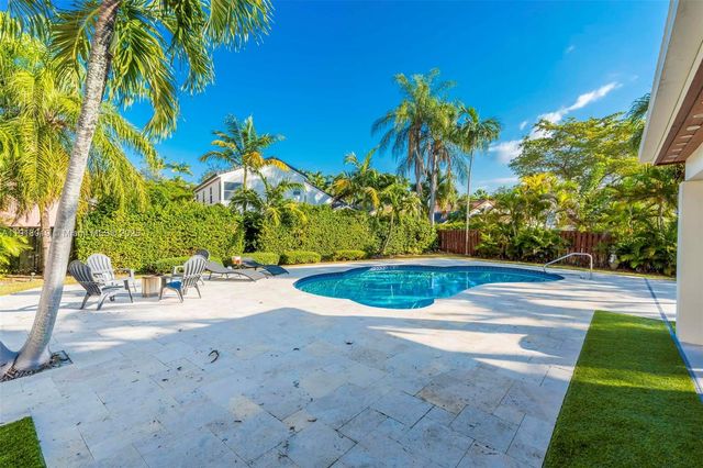 9351 SW 118th Pl, Miami, FL 33186