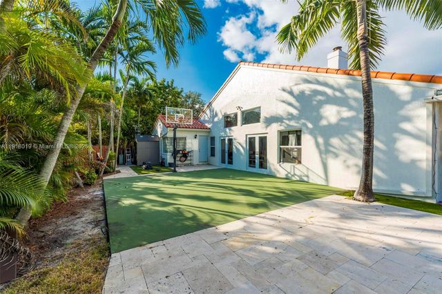 9351 SW 118th Pl, Miami, FL 33186