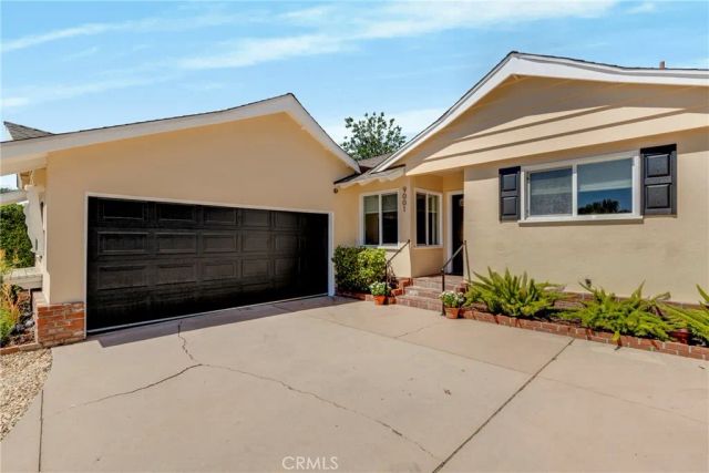 9001 Debra Avenue, North Hills, CA 91343