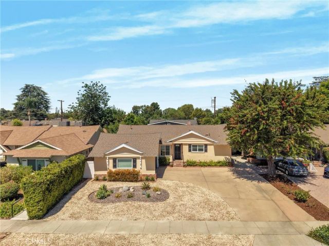 9001 Debra Avenue, North Hills, CA 91343