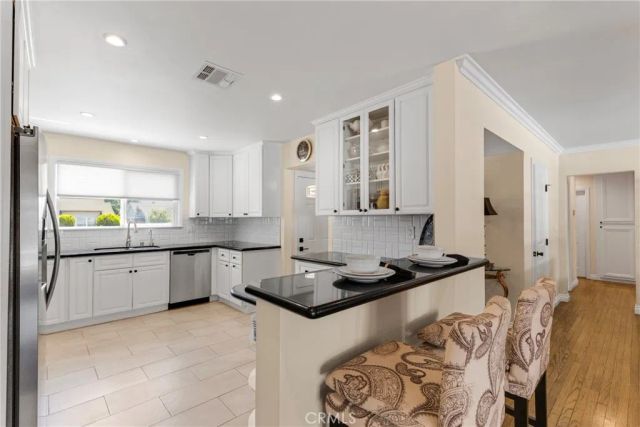 9001 Debra Avenue, North Hills, CA 91343