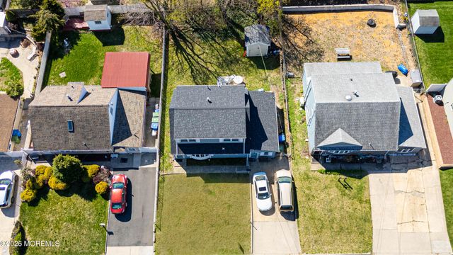 42 Kendall Drive, Parlin, NJ 08859