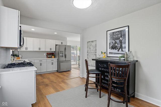 1324 N Gladstone Avenue, Indianapolis, IN 46201
