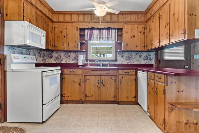 106 Cynthia Street, Norway, SC 29113