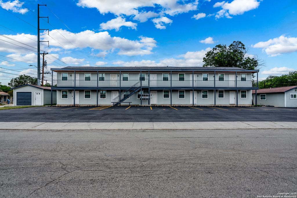1814 Ceralvo, San Antonio, TX 78237