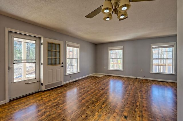 203 Rocky Top Heights Road, Blairsville, GA 30512