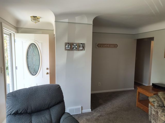 24252 Johnston Avenue, Eastpointe City, MI 48021
