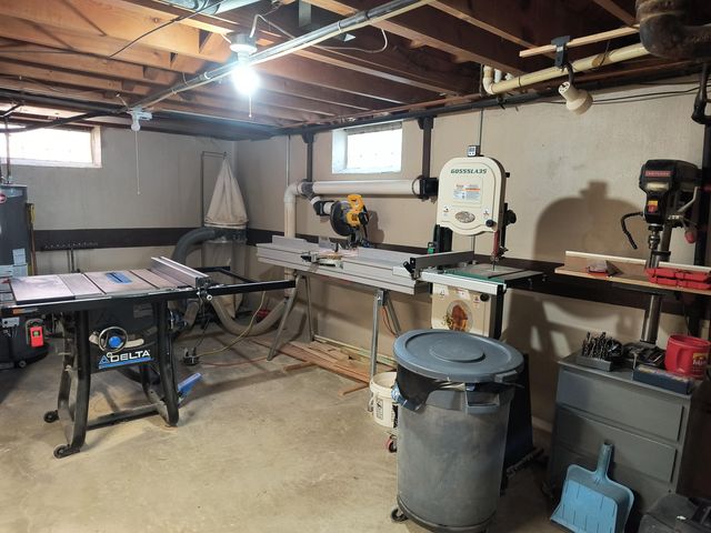 24252 Johnston Avenue, Eastpointe City, MI 48021