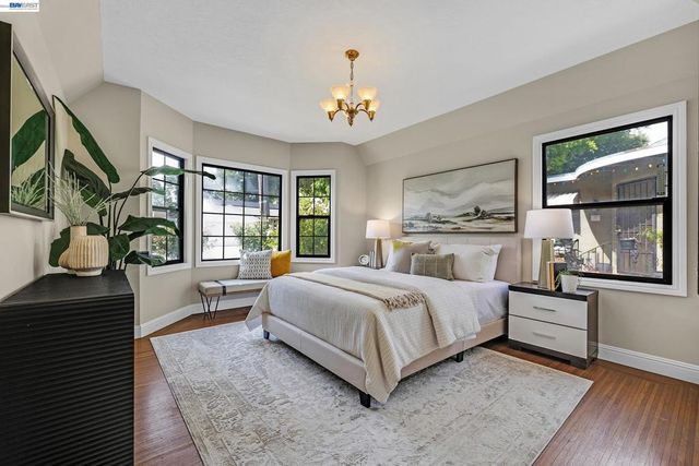 885 Rodney Dr, San Leandro, CA 94577