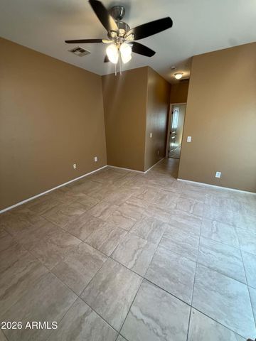 1318 S SABINO Drive, Gilbert, AZ 85296