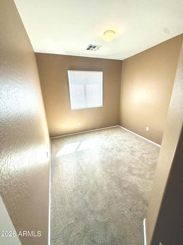 1318 S SABINO Drive, Gilbert, AZ 85296
