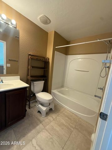 1318 S SABINO Drive, Gilbert, AZ 85296