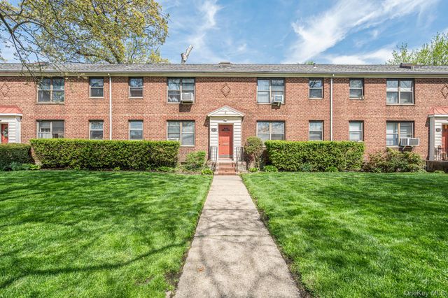 189-19 39th Avenue 117, Flushing, NY 11358