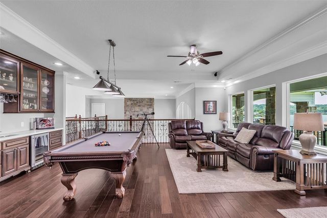 248 Waterfront Drive, Livingston, TX 77351
