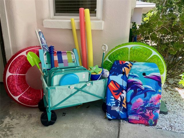 4665 WOODLAND DRIVE, St Petersburg, FL 33708