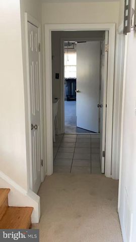 9821 HAMPTON LN, Fairfax, VA 22030