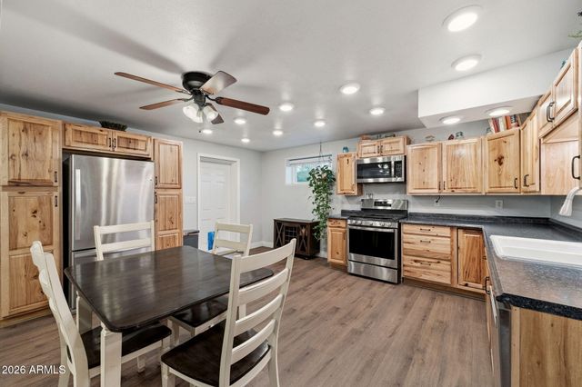 1927 E Superstition Boulevard, Apache Junction, AZ 85119