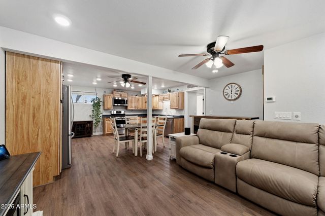 1927 E Superstition Boulevard, Apache Junction, AZ 85119