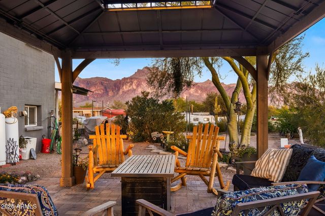 1927 E Superstition Boulevard, Apache Junction, AZ 85119