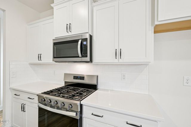 1569 Briar Brook Lane, Zebulon, NC 27597