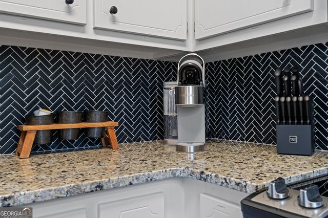 13 Huntcliff Drive, Cartersville, GA 30121