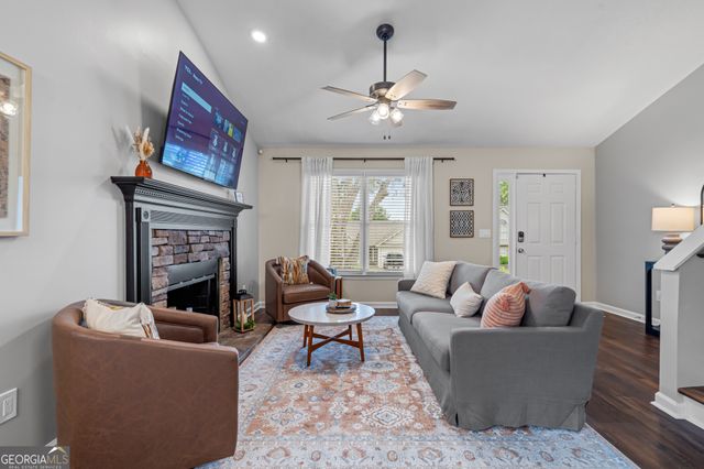 13 Huntcliff Drive, Cartersville, GA 30121