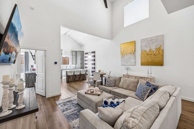 1313 Tillery Court, Grapevine, TX 76051