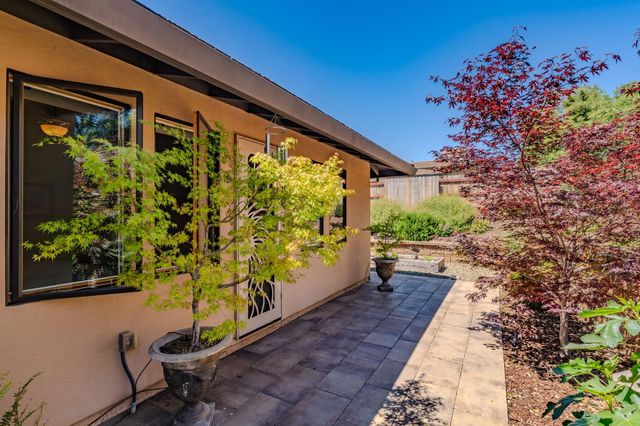 2031 Thomas Dr, Jackson, CA 95642