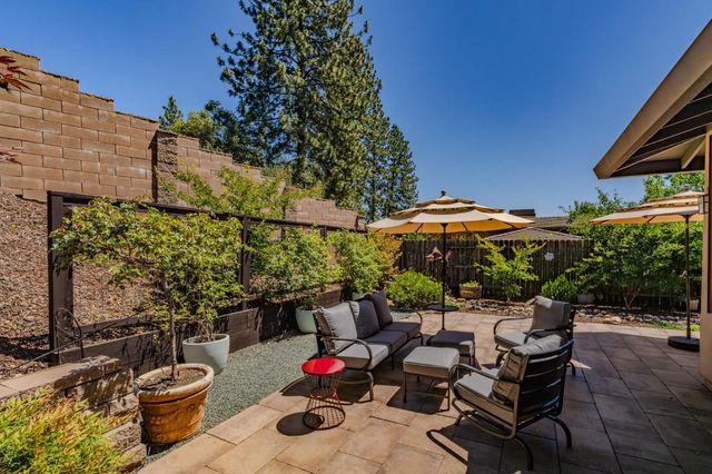 2031 Thomas Dr, Jackson, CA 95642