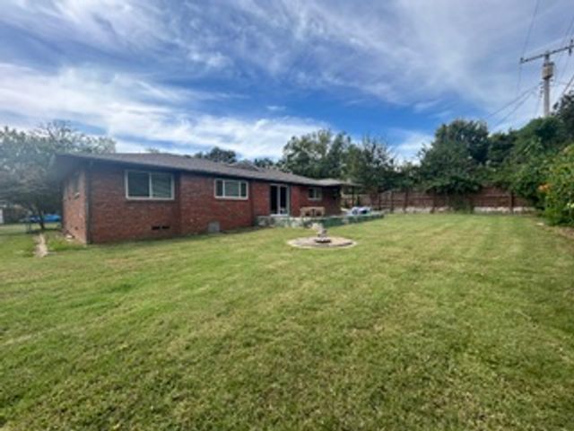 2743 E 53rd Street, Tulsa, OK 74105