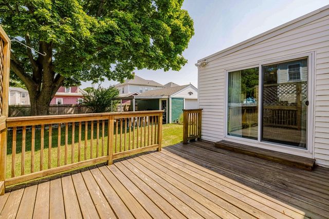 156 Harris St, Pawtucket, RI 02861