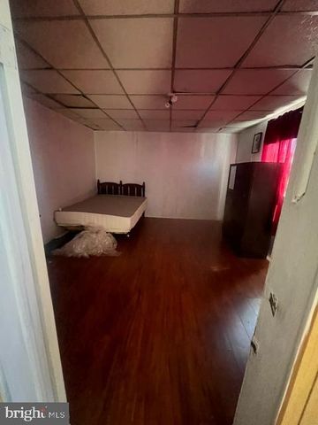 2550 GERMANTOWN AVE, Philadelphia, PA 19133